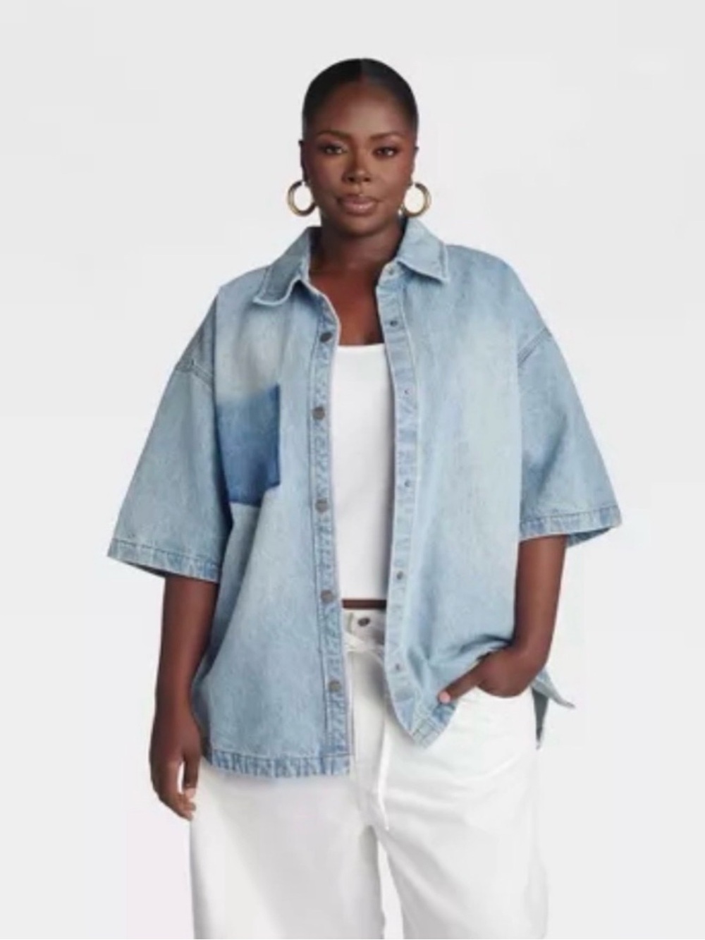 KBB by KAHLANA Women's Short Sleeve The Boxy Denim Shirt Light Wash M NWT
